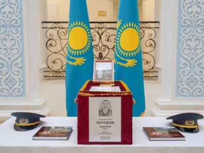 
                    Останки погибшего в годы ВОВ казахстанского воина передали на родину
                