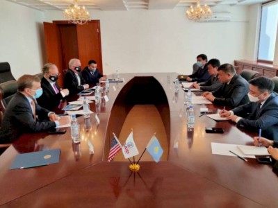 
                    Казахстан и США обсудили сотрудничество в сфере официальной помощи развитию
                