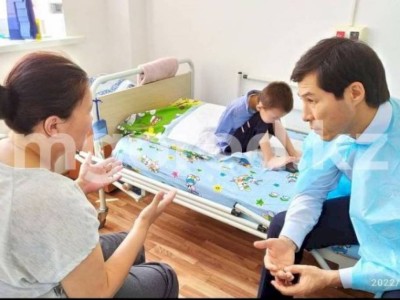 
                    Мальчику с ампутированными руками из ЗКО подарят квартиру
                
