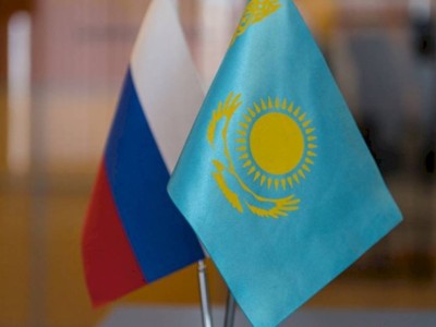 
                    Генконсульство России в Алматы предупредило о бесполезных посредниках
                