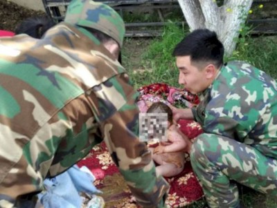 
                    В Туркестанской области годовалый ребенок упал в уличный туалет
                