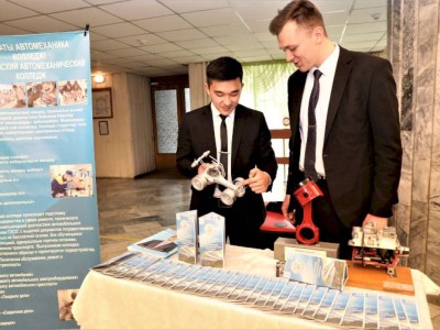 
                    В поисках себя: чемпионат JasSkills. Auezov-2022 проходит в Алматы
                