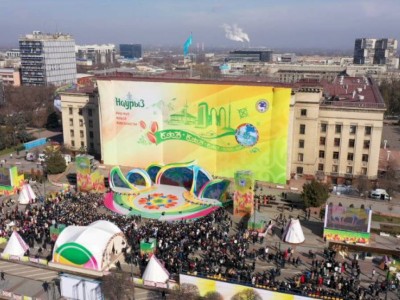 
                    С праздником Наурыз казахстанцев поздравили любимые народом певицы
                