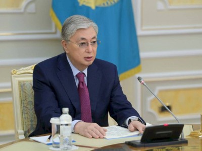 
                    Токаев наградил ряд казахстанцев за вклад в развитие страны
                