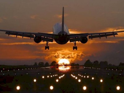 
                    Qazaq Air возобновляет полеты в Россию
                