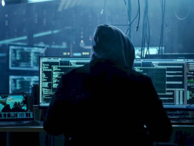
                    Мошенники заманивают казахстанцев в ловушку путем опроса от имени авиакомпании
                