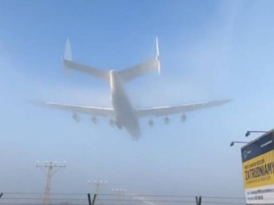 
                    Омикрон с самолетов распыляют в Германии – новым видео химтрейлов делятся в казнете
                