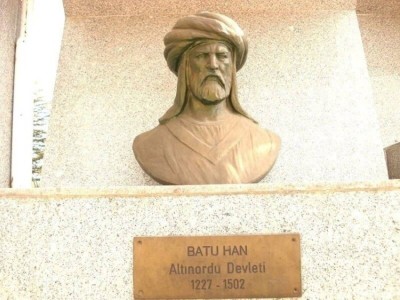 
                    Казахстанцев вводят в заблуждение относительно возраста хана Бату
                