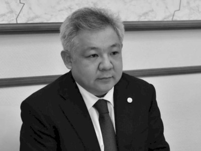 
                    Депутаты Мажилиса РК выразили соболезнования в связи с кончиной Асхата Нускабая
                