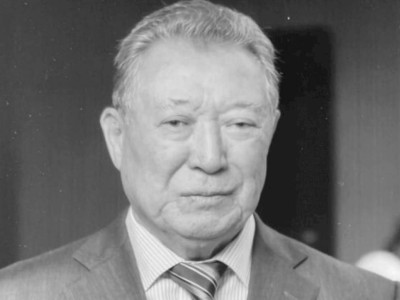 
                    Отец премьер-министра РК Узакпай Мамин скончался в возрасте 84 лет
                