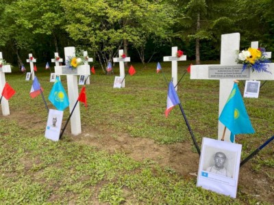 
                    Во Франции идентифицированы новые захоронения казахстанских воинов
                