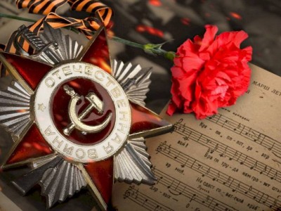 
                    Полицейские Алматы исполнили песни военных лет для ветерана ВОВ
                