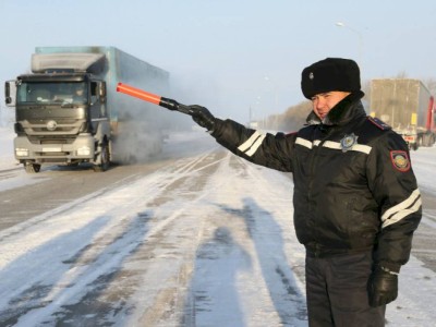 
                    В двух областях и столице РК ограничили движение автотранспорта
                