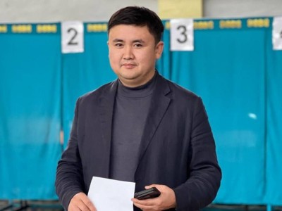 
                    «Это наш шанс внести свой вклад в развитие Казахстана» – музыкант Ермек Меденов о референдуме
                