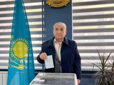 
                    Известный писатель Серік Асылбекұлы: «Референдум — это возможность для граждан быть услышанными»
                