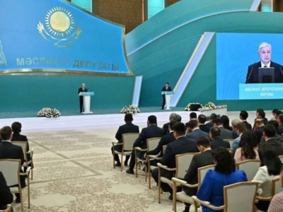 
                    Президент: Демократия – это не результат, а процесс, в котором нужно регулярно участвовать
                