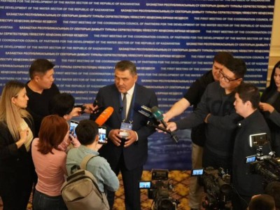 
                    Министр Нуржигитов: АЭС не окажет значительного влияния на уровень озера Балхаш
                
