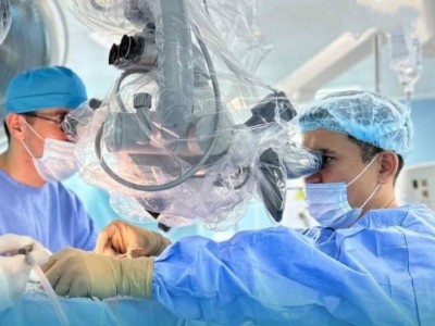 
                    Все шло по плану, но вдруг нас сильно затрясло: хирург об операции во время землетрясения в Алматы
                