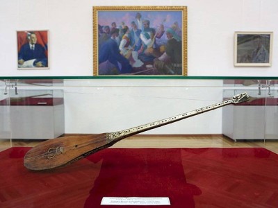 
                    Казахские кюи одновременно сыграют во всех организациях образования страны
                