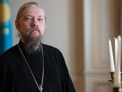 
                    Священник переложил знаменитые «Слова назидания» Абая в стихи
                