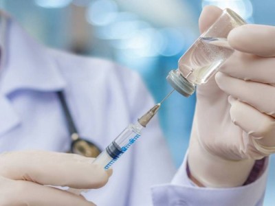 
                    В ЕС одобрили вакцины от COVID-19 для детей с шести месяцев
                