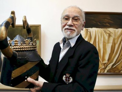 
                    Айвар Тазиев был одним из первых казахстанских художников, чьи картины начали выставлять за рубежом
                