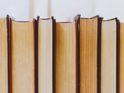 
                    В Алматы вышла книга об истории сказительских традиций казахского устного творчества
                