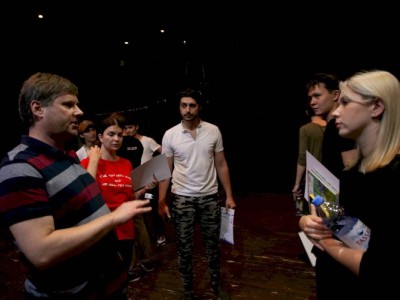 
                    Как в Национальном русском театре драмы им. М. Лермонтова совершенствуют мастерство сценической речи
                