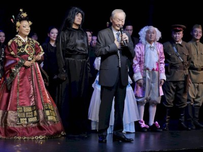 
                    Известный актер театра и кино Олег Ли отметил свой 80-летний юбилей
                
