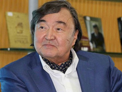 
                    Посол своей земли
                