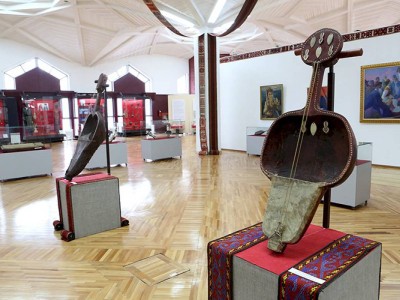 
                    Звуки вечности
                