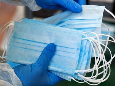 
                    Алматинские медики призывают не забывать о правилах профилактики COVID-19
                