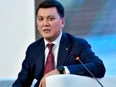 
                    Ерлан Карин: Все инициативы Президента последовательно воплощаются
                