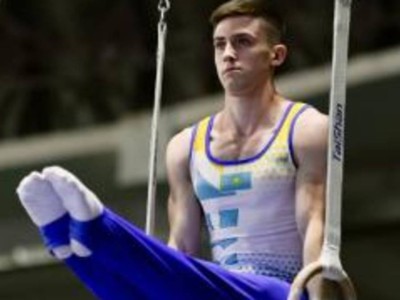 
                    Милад Карими выиграл серебро на чемпионате Азии по спортивной гимнастике
                