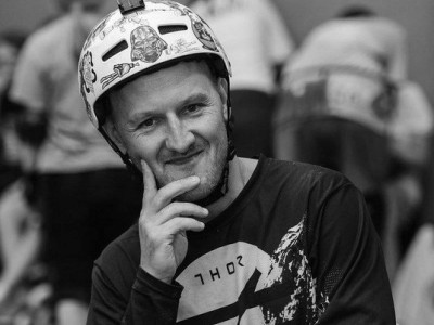 
                    На соревнованиях погиб чемпион России по роллер-спорту Роман Богрец
                