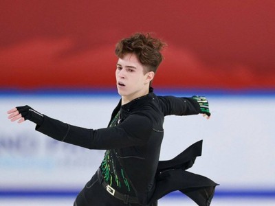 
                    Казахстанский фигурист завоевал серебро на турнире в Хорватии
                
