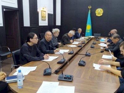
                    В Институте философии, политологии и религиоведения обсудили особенности наблюдения за выборами
                