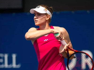 
                    Елена Рыбакина не смогла выйти в четвертый круг Открытого чемпионата США
                