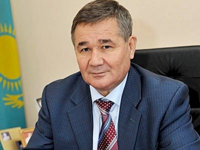 
                    Есенжол Алдияров: Глава государства подтвердил свою легитимность, получив мандат доверия на семь лет
                