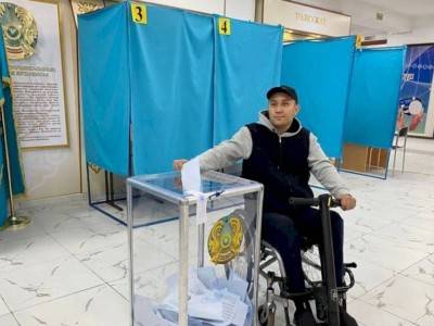 
                    Проделана большая работа по доступности избирательных участков для инвалидов – Даурен Альканов
                
