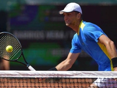 
                    Александр Недовесов прошел в полуфинал турнира ATP 250
                