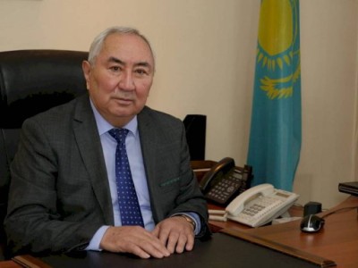 
                    Жигули Дайрабаев предлагает разработать новую государственную политику
                
