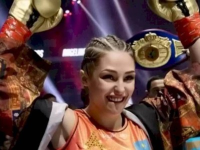 
                    Казахстанская боксерша Ангелина Лукас завоевала титул WBC
                