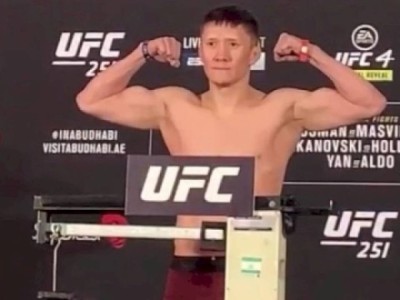 
                    Казахстанский боец получил непобежденного соперника на следующий бой в UFC
                