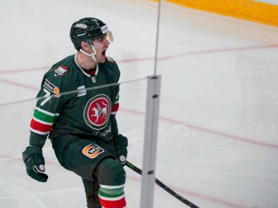
                    Нападающий сборной Казахстана впервые сыграет в финале Кубка Гагарина
                