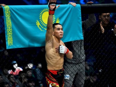 
                    Известный казахстанский боец подписал контракт с UFC
                