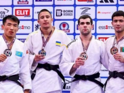 
                    Казахстанские дзюдоисты завоевали две медали на Кубке Европы
                