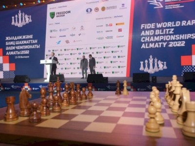 
                    В Алматы стартовал чемпионат мира по шахматам под эгидой FIDE
                