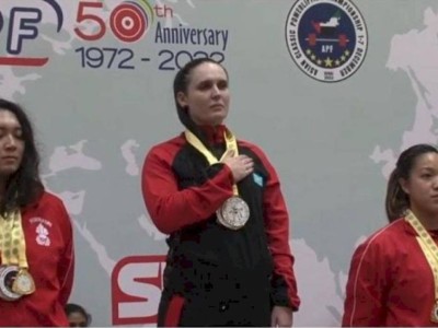 
                    Врач из Казахстана стала чемпионкой Азии по пауэрлифтингу
                