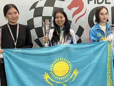 
                    Казахстанские шахматистки вошли в ТОП-3 на чемпионате мира в Сардинии
                